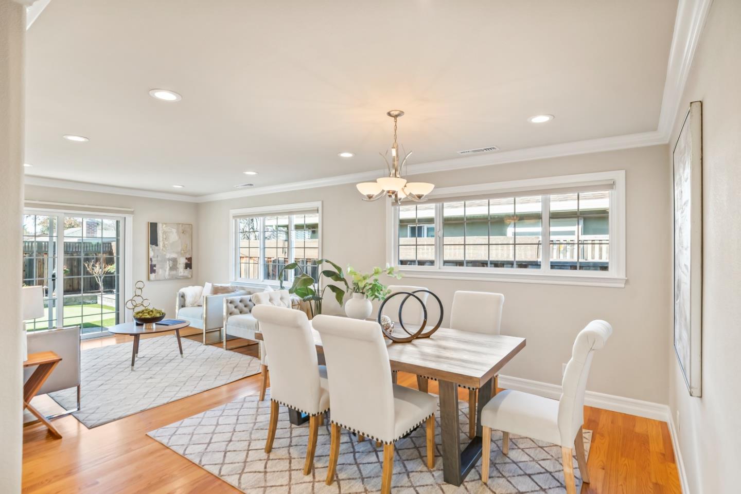 Detail Gallery Image 12 of 32 For 187 Sunset Ave, Sunnyvale,  CA 94086 - 4 Beds | 2 Baths