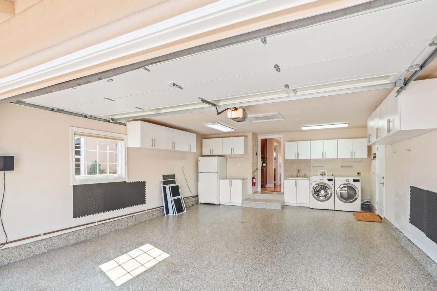 Detail Gallery Image 23 of 32 For 187 Sunset Ave, Sunnyvale,  CA 94086 - 4 Beds | 2 Baths