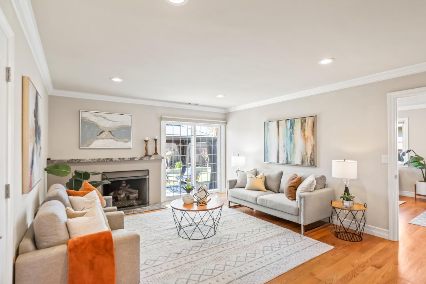 Detail Gallery Image 5 of 32 For 187 Sunset Ave, Sunnyvale,  CA 94086 - 4 Beds | 2 Baths