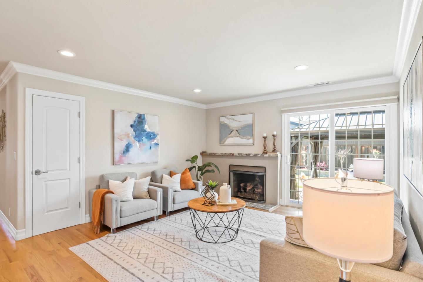 Detail Gallery Image 6 of 32 For 187 Sunset Ave, Sunnyvale,  CA 94086 - 4 Beds | 2 Baths