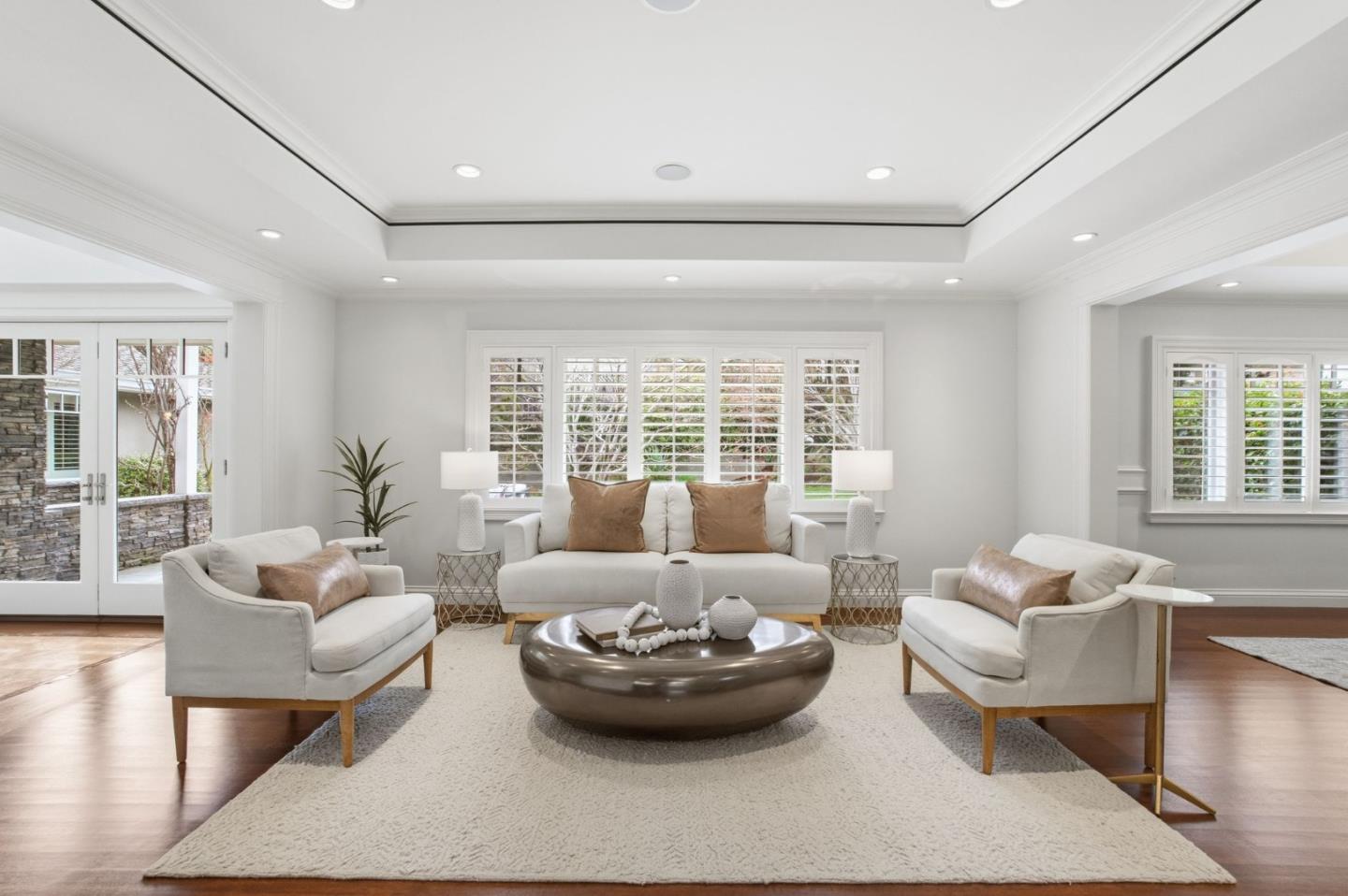 Detail Gallery Image 14 of 47 For 10 Alderlee Way, San Carlos,  CA 94070 - 5 Beds | 4/1 Baths