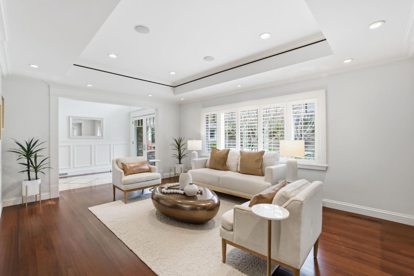 Detail Gallery Image 15 of 47 For 10 Alderlee Way, San Carlos,  CA 94070 - 5 Beds | 4/1 Baths