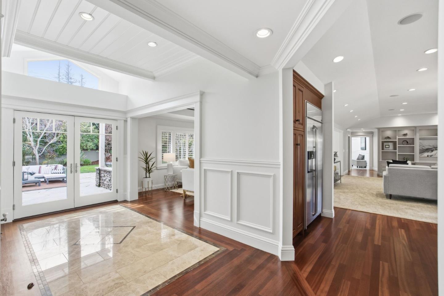 Detail Gallery Image 25 of 47 For 10 Alderlee Way, San Carlos,  CA 94070 - 5 Beds | 4/1 Baths