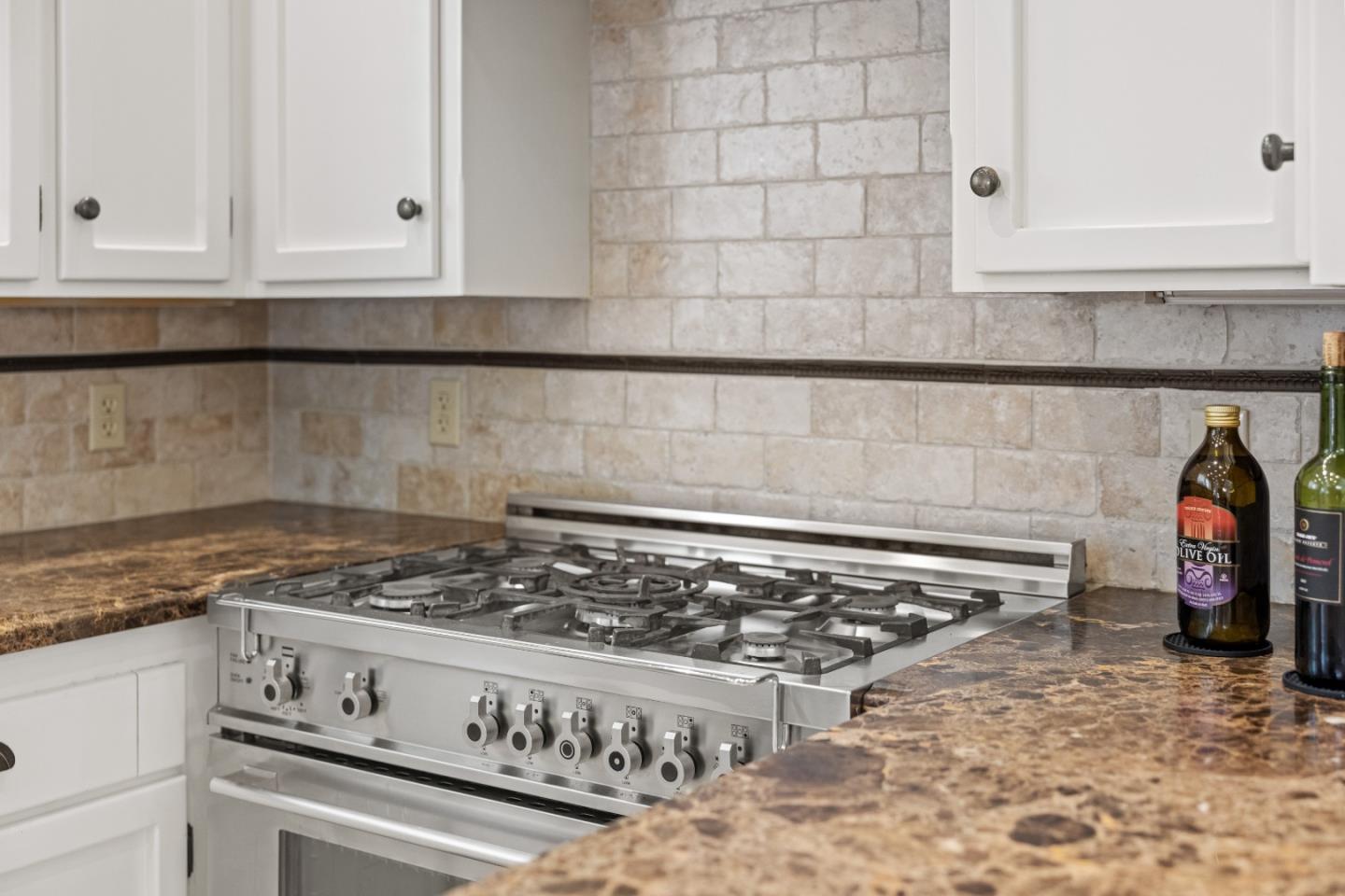 Detail Gallery Image 20 of 44 For 745 Sinex Ave, Pacific Grove,  CA 93950 - 3 Beds | 2 Baths