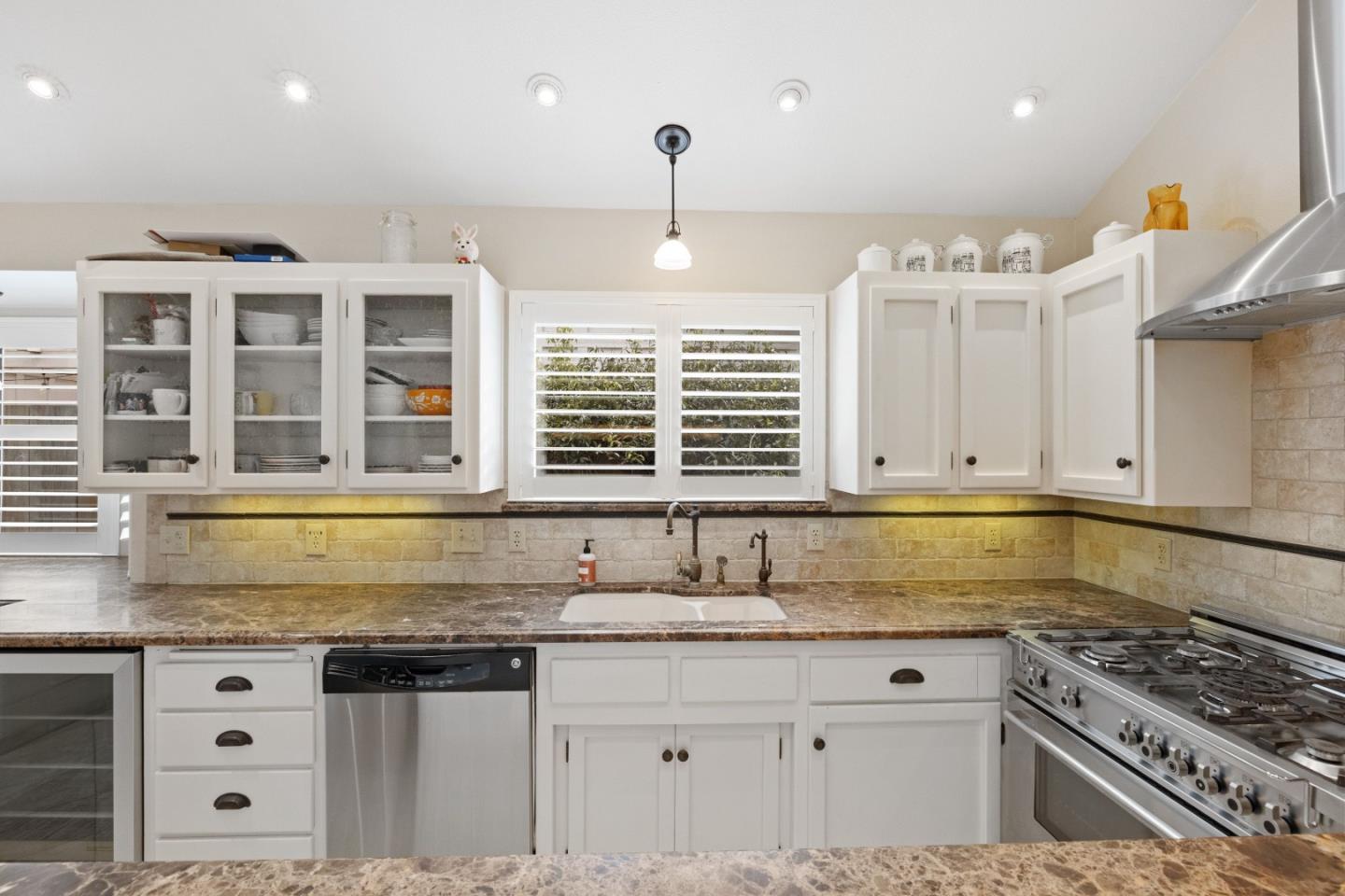 Detail Gallery Image 23 of 44 For 745 Sinex Ave, Pacific Grove,  CA 93950 - 3 Beds | 2 Baths