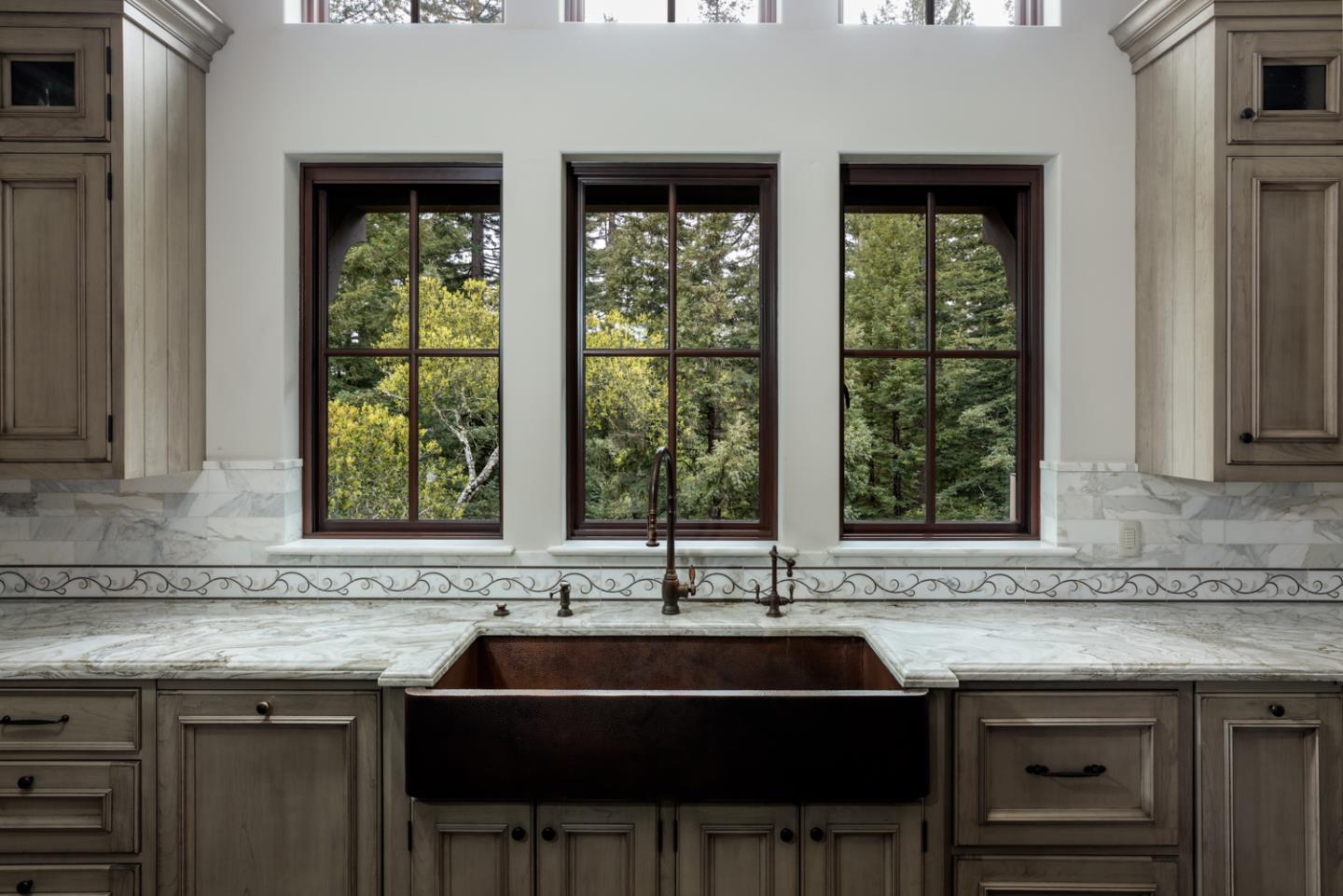 Detail Gallery Image 7 of 26 For 601 Lassen Park Ct, Scotts Valley,  CA 95066 - 4 Beds | 3/1 Baths