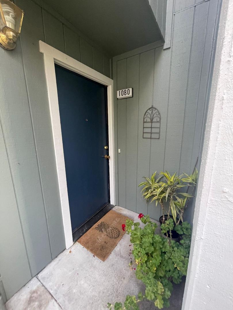 Front Image Thumbnail for ML82036074