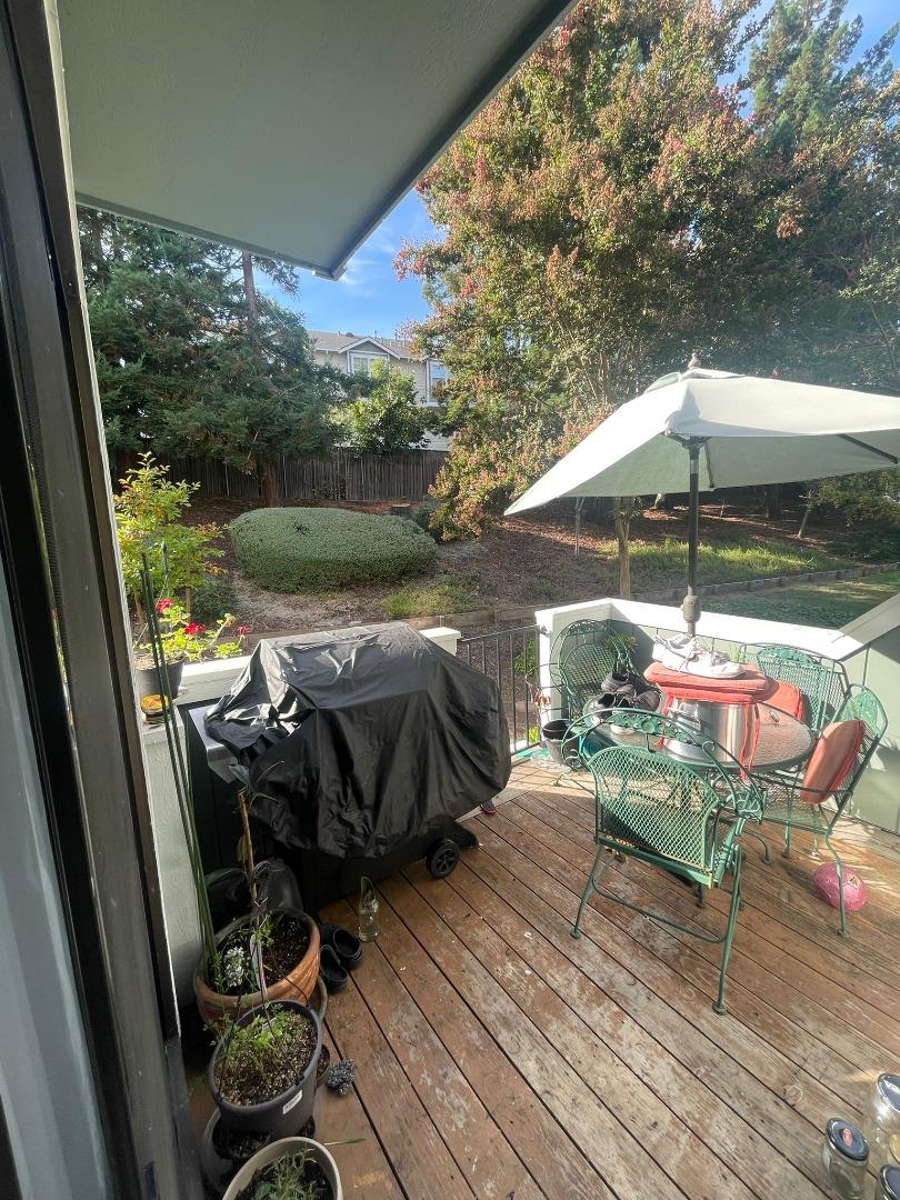 Detail Gallery Image 14 of 15 For 1080 Maywood Ln, Martinez,  CA 94553 - 2 Beds | 1/1 Baths