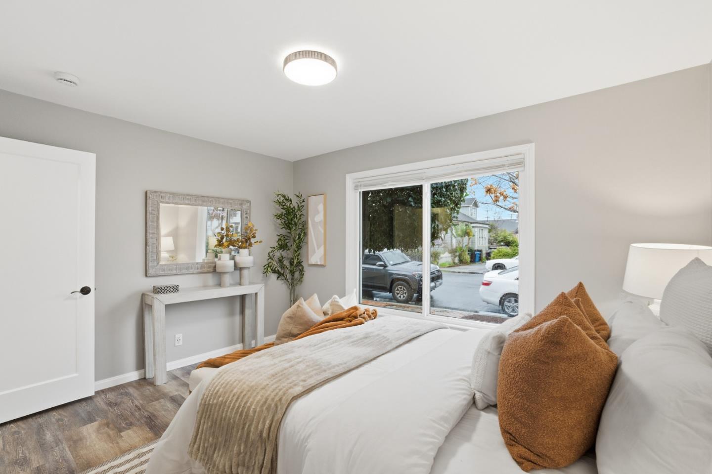 Detail Gallery Image 25 of 52 For 200 Anita Rd, Burlingame,  CA 94010 - – Beds | – Baths