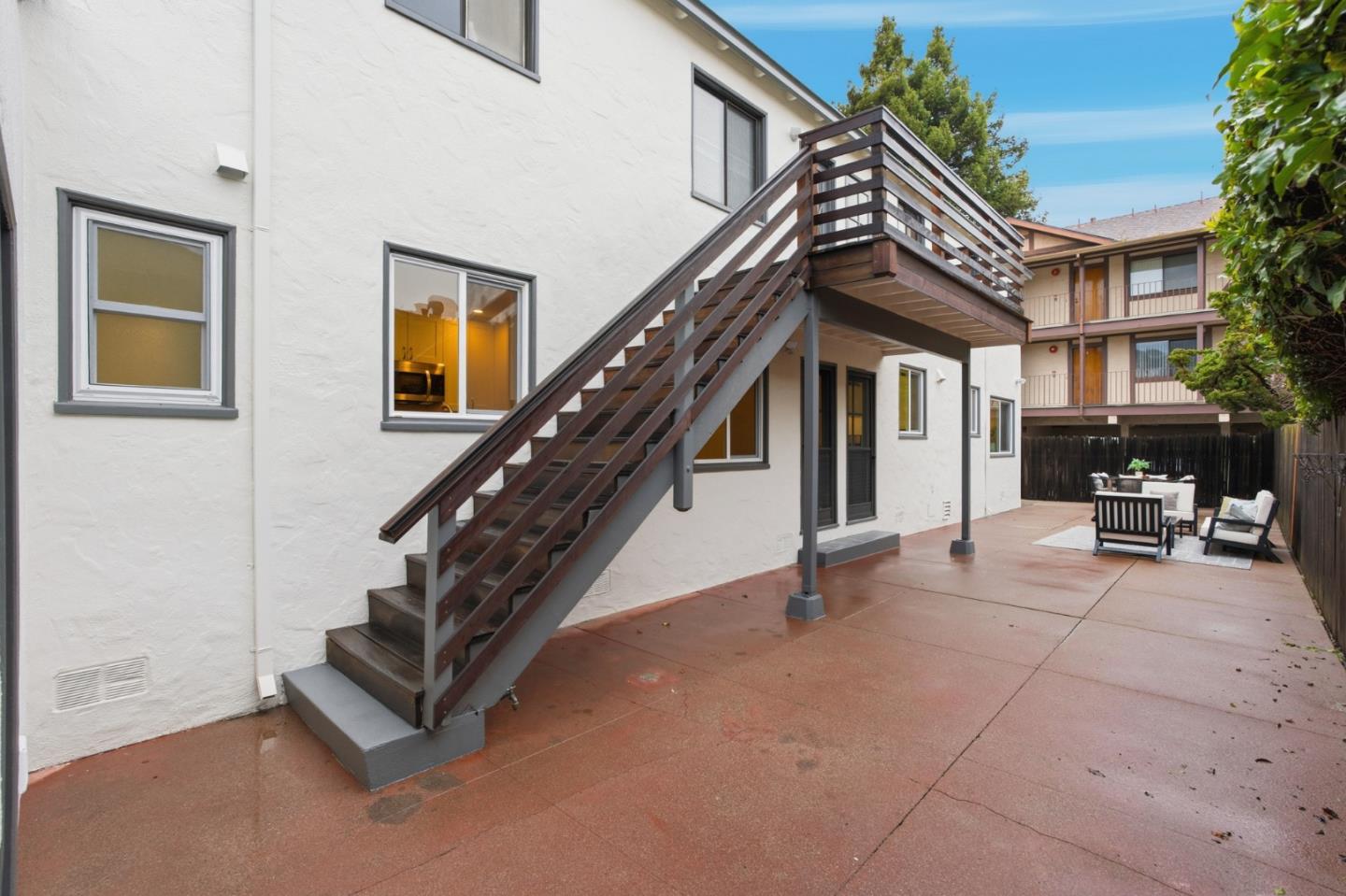 Detail Gallery Image 29 of 52 For 200 Anita Rd, Burlingame,  CA 94010 - – Beds | – Baths