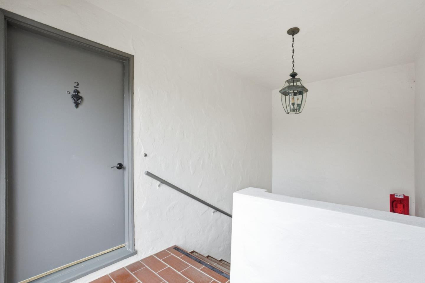 Detail Gallery Image 33 of 52 For 200 Anita Rd, Burlingame,  CA 94010 - – Beds | – Baths