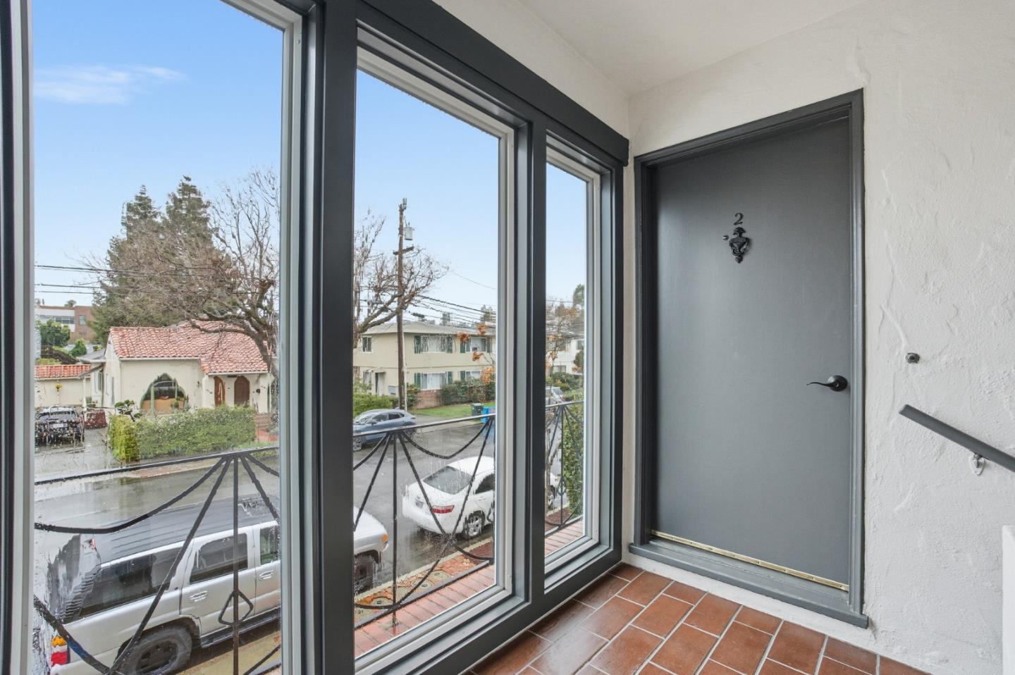 Detail Gallery Image 34 of 52 For 200 Anita Rd, Burlingame,  CA 94010 - – Beds | – Baths