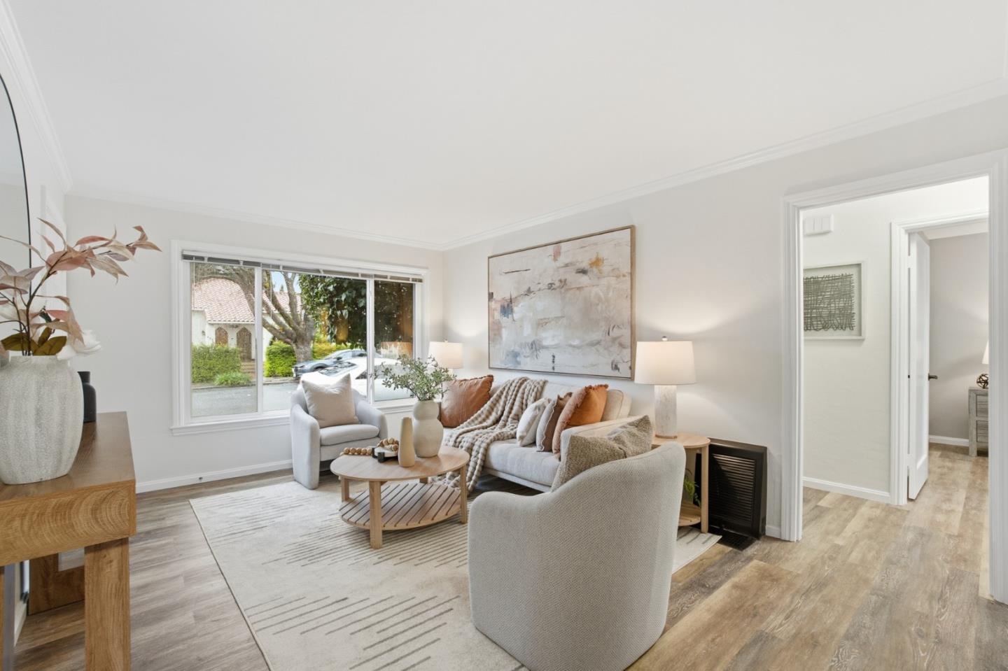 Detail Gallery Image 8 of 52 For 200 Anita Rd, Burlingame,  CA 94010 - – Beds | – Baths