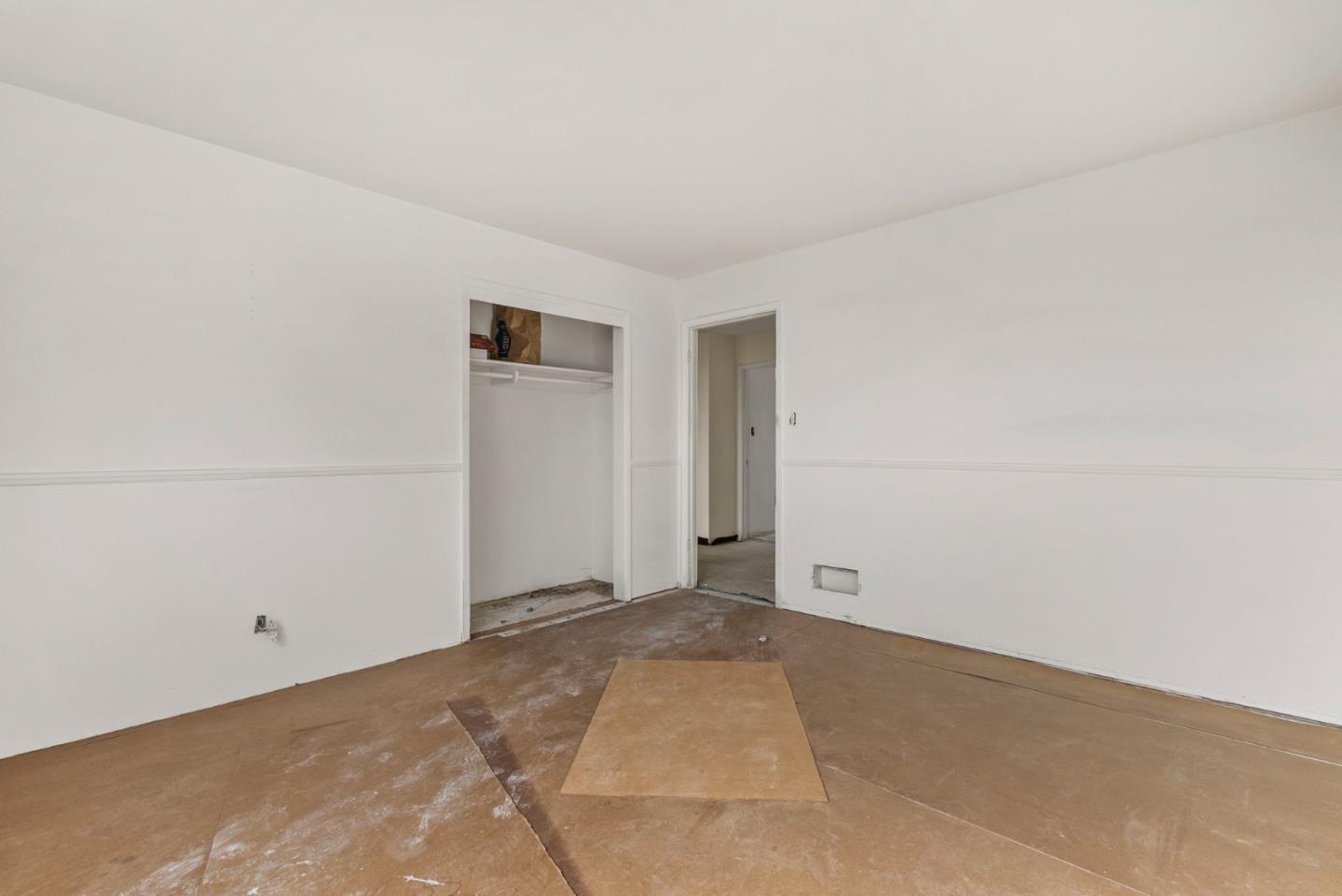 Detail Gallery Image 17 of 21 For 873 University St, San Francisco,  CA 94134 - 4 Beds | 2 Baths