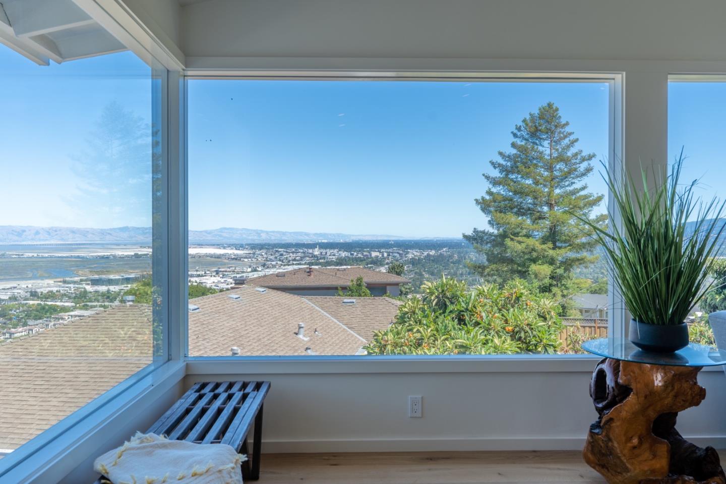 Detail Gallery Image 37 of 62 For 15 Buckland Ct, San Carlos,  CA 94070 - 3 Beds | 2/1 Baths