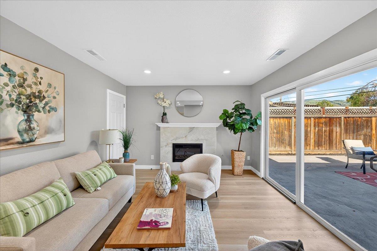 Detail Gallery Image 14 of 38 For 3146 Marten Ave, San Jose,  CA 95148 - 4 Beds | 2 Baths