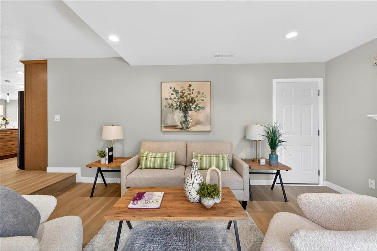 Detail Gallery Image 16 of 38 For 3146 Marten Ave, San Jose,  CA 95148 - 4 Beds | 2 Baths