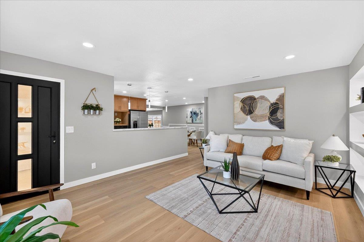 Detail Gallery Image 6 of 38 For 3146 Marten Ave, San Jose,  CA 95148 - 4 Beds | 2 Baths