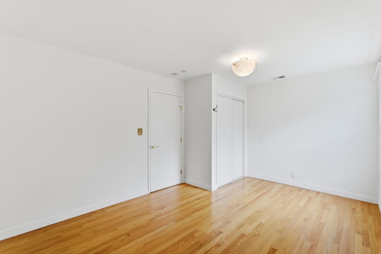 Detail Gallery Image 14 of 47 For 3060 Mark Ave, Santa Clara,  CA 95051 - 3 Beds | 2 Baths