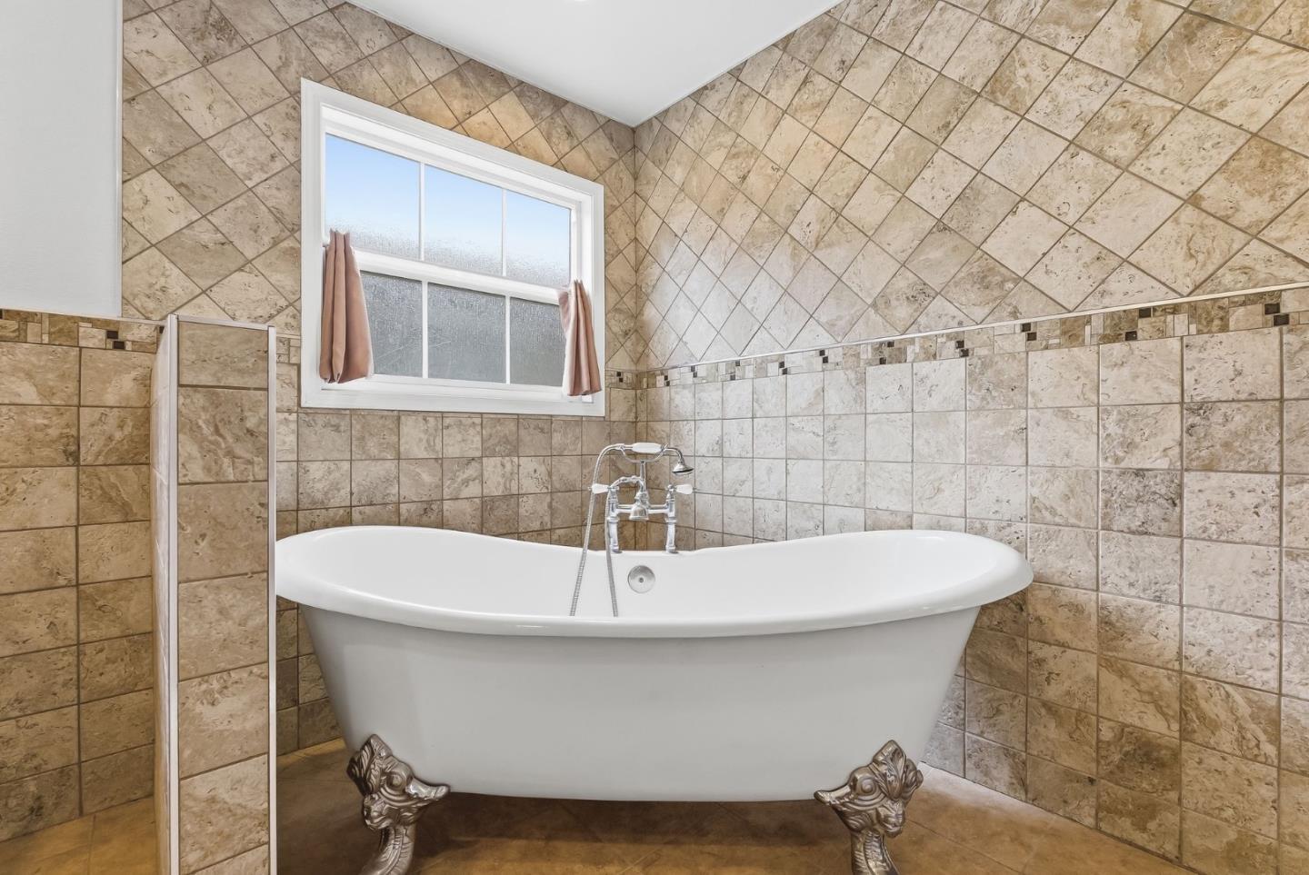 Detail Gallery Image 19 of 47 For 3060 Mark Ave, Santa Clara,  CA 95051 - 3 Beds | 2 Baths