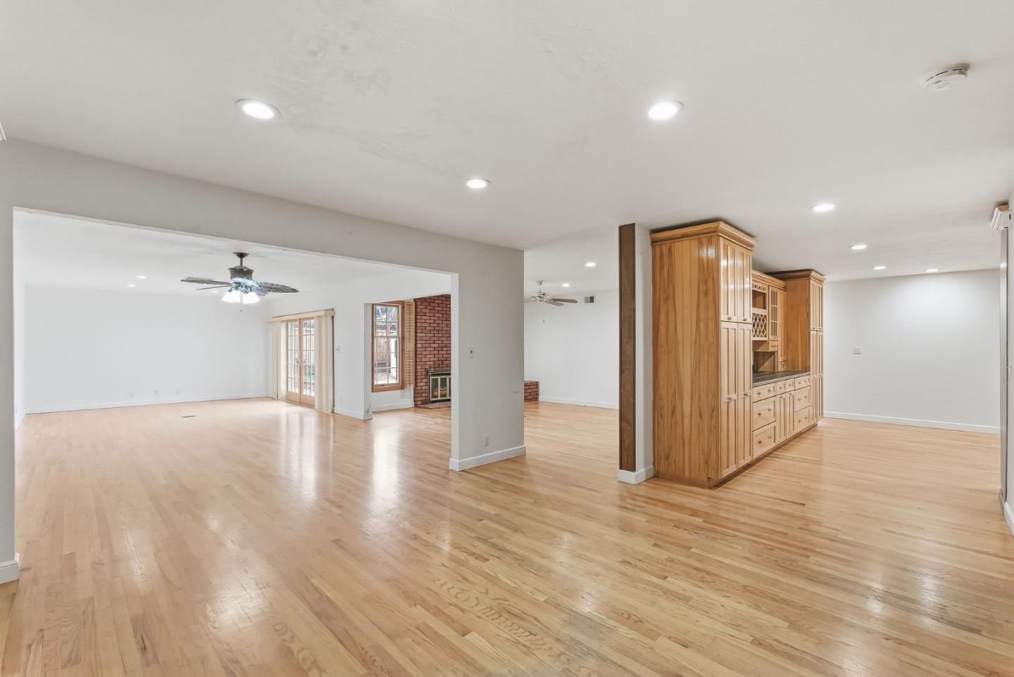 Detail Gallery Image 25 of 47 For 3060 Mark Ave, Santa Clara,  CA 95051 - 3 Beds | 2 Baths