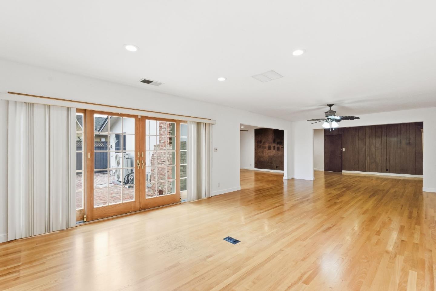 Detail Gallery Image 27 of 47 For 3060 Mark Ave, Santa Clara,  CA 95051 - 3 Beds | 2 Baths