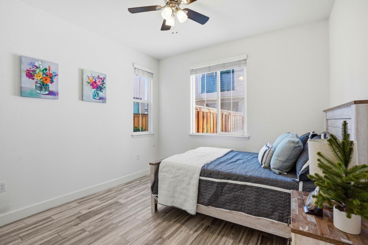 Detail Gallery Image 16 of 38 For 17642 Mystic Dr, Lathrop,  CA 95330 - 3 Beds | 3 Baths