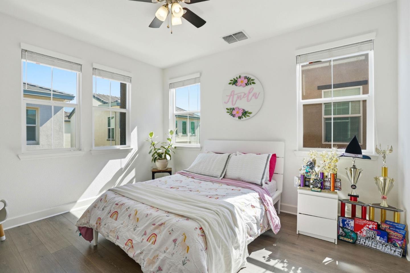 Detail Gallery Image 23 of 38 For 17642 Mystic Dr, Lathrop,  CA 95330 - 3 Beds | 3 Baths