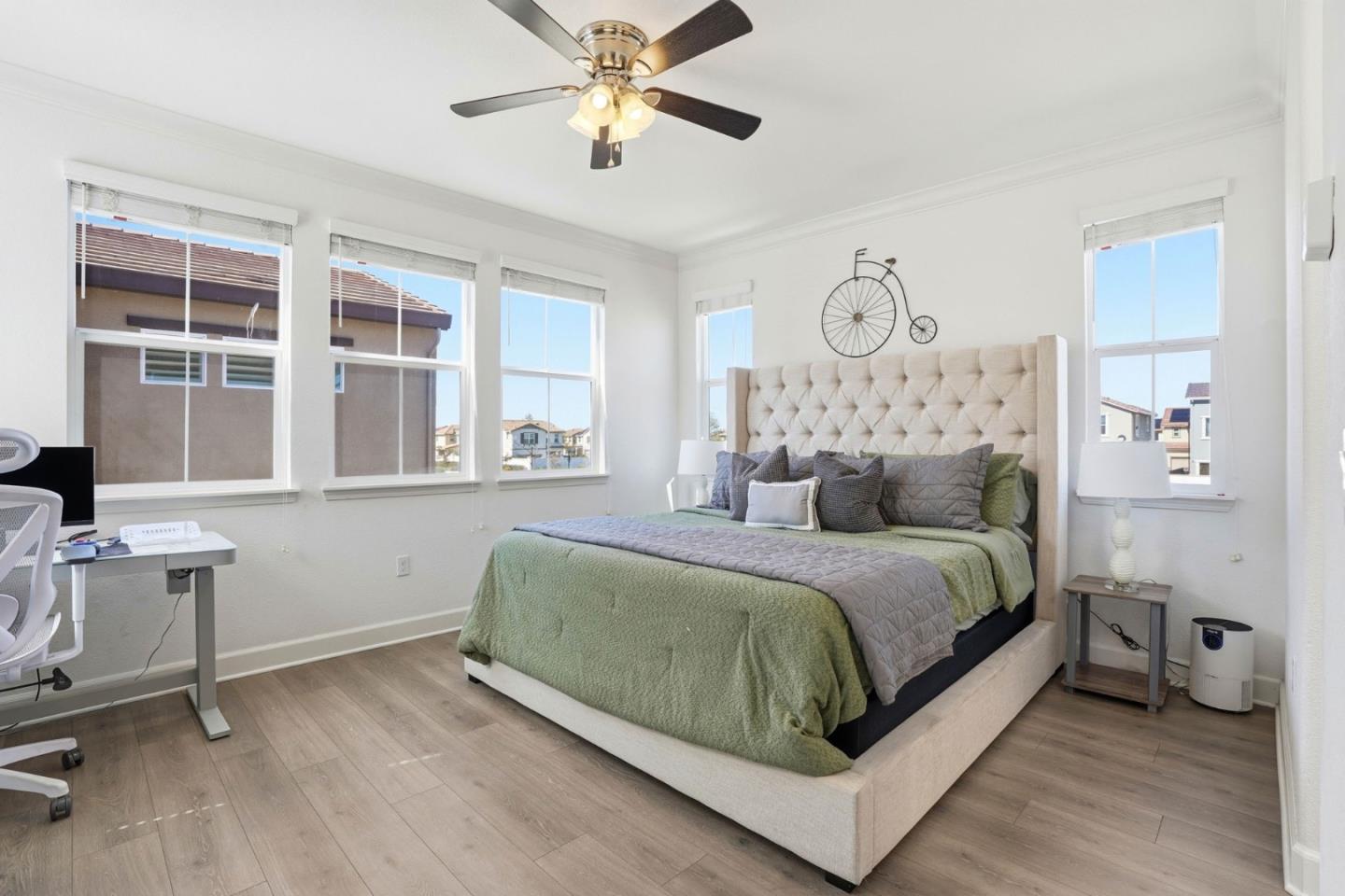 Detail Gallery Image 27 of 38 For 17642 Mystic Dr, Lathrop,  CA 95330 - 3 Beds | 3 Baths