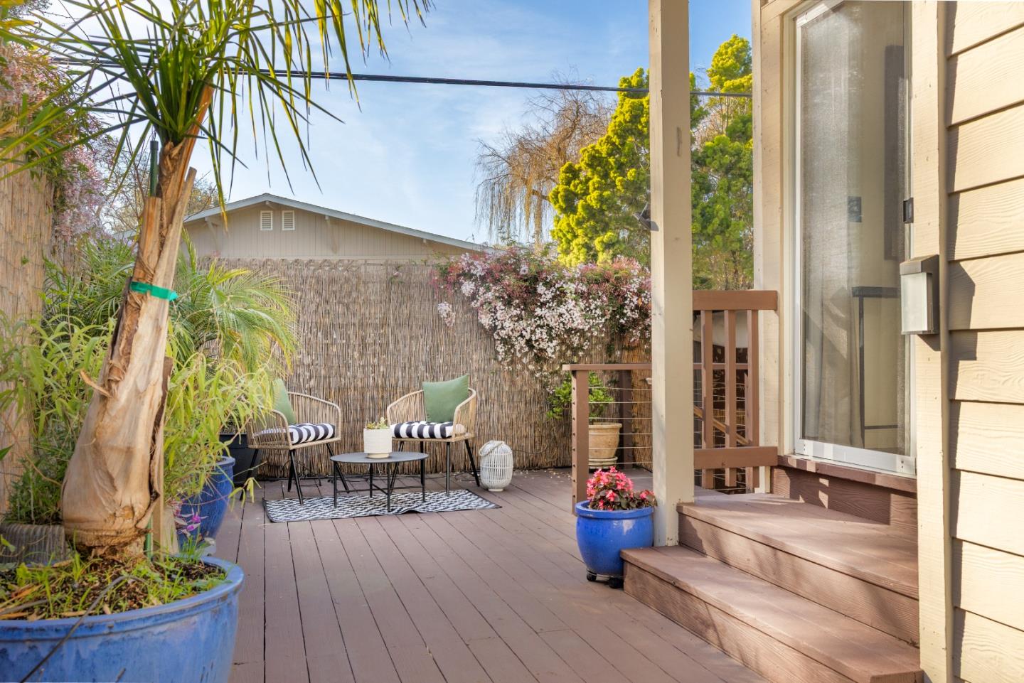 Detail Gallery Image 21 of 27 For 10 Mary Case Ln, Santa Cruz,  CA 95060 - 3 Beds | 2/1 Baths