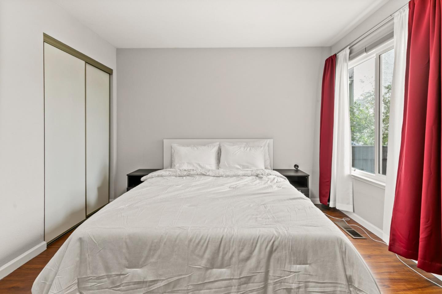 Detail Gallery Image 15 of 28 For 610 Skyway Dr, San Jose,  CA 95111 - 3 Beds | 3 Baths