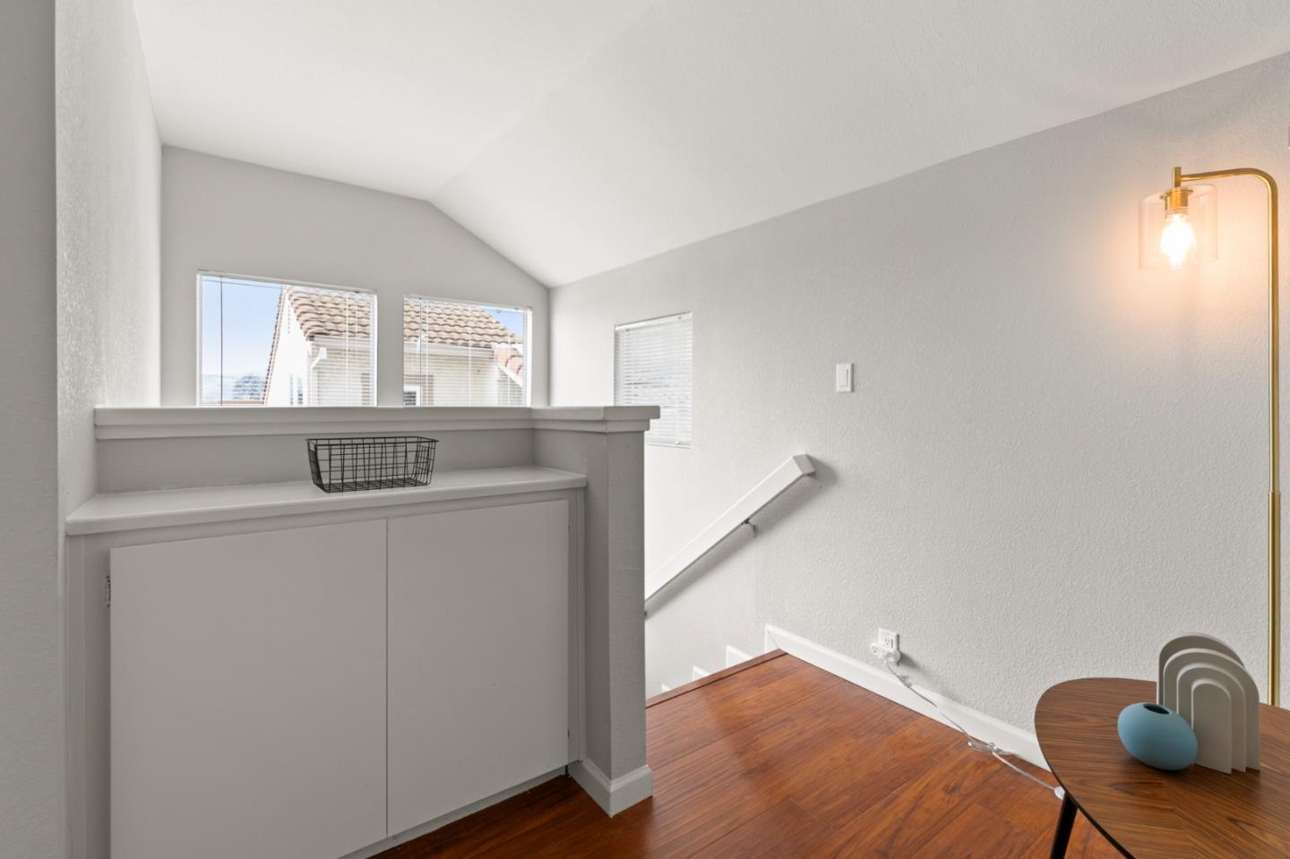 Detail Gallery Image 16 of 28 For 610 Skyway Dr, San Jose,  CA 95111 - 3 Beds | 3 Baths