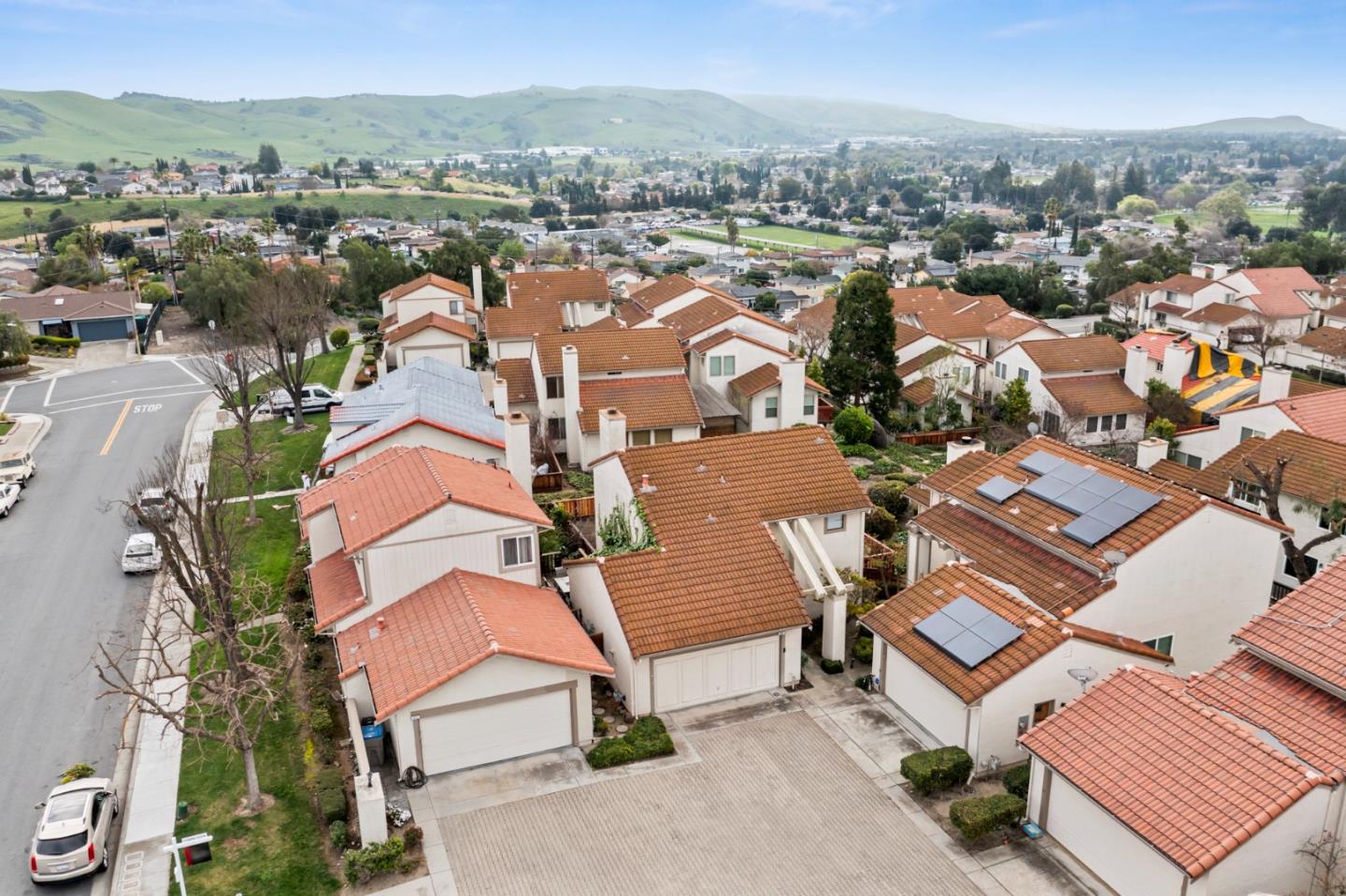 Detail Gallery Image 25 of 28 For 610 Skyway Dr, San Jose,  CA 95111 - 3 Beds | 3 Baths