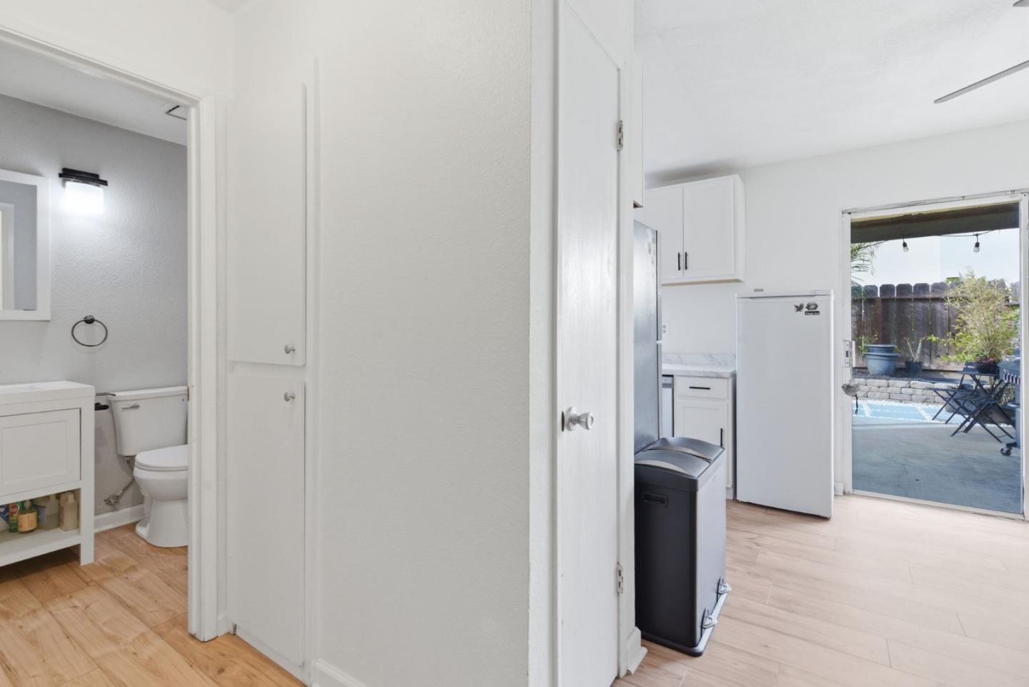 Detail Gallery Image 10 of 33 For 1296 Spruce Ln #44,  Manteca,  CA 95336 - 2 Beds | 1/1 Baths