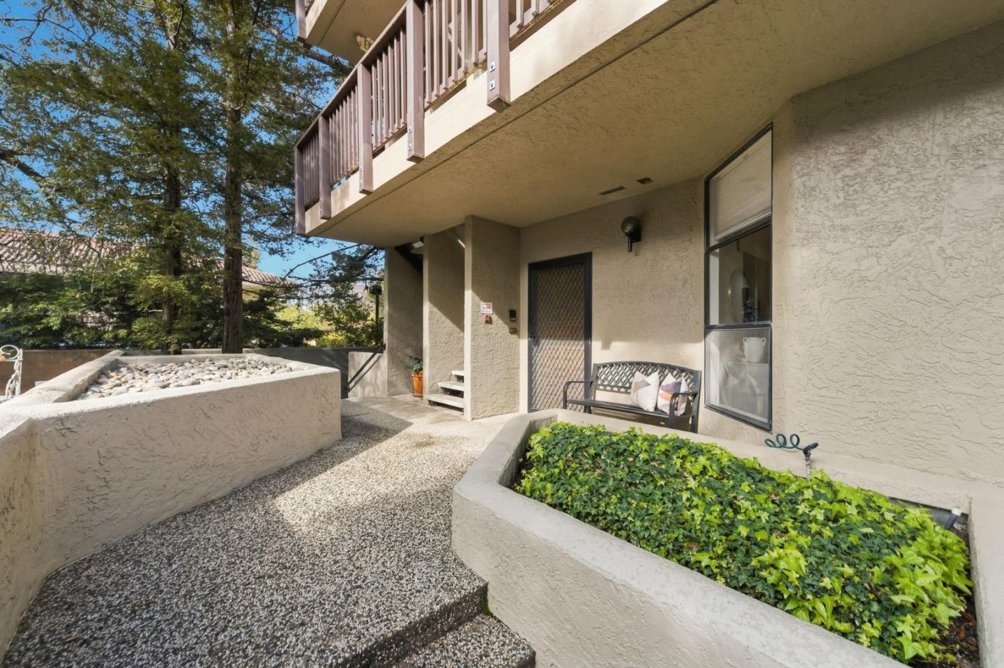 Photo #4: ML82036093 Listing: Photo #4