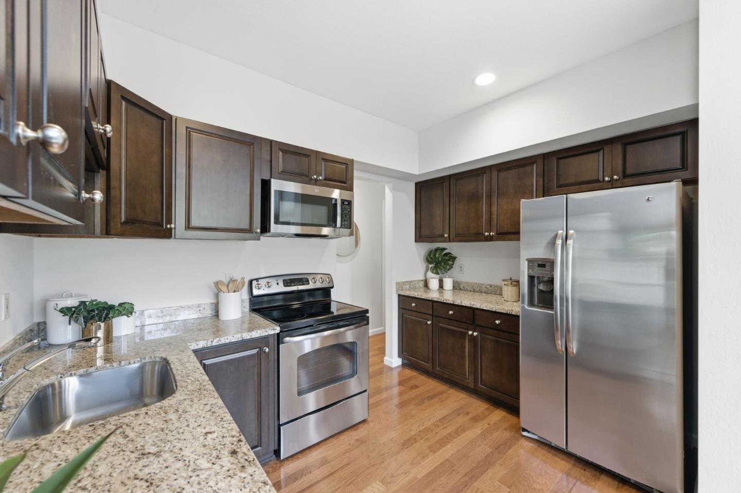 Photo #8: ML82036093 Listing: Photo #8