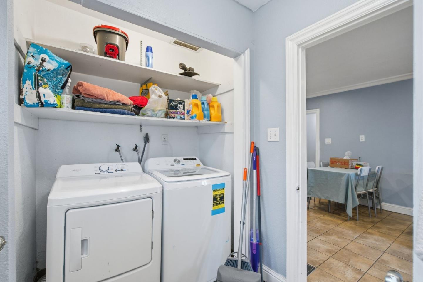 Detail Gallery Image 16 of 26 For 344 Buckeye St, Redwood City,  CA 94063 - 3 Beds | 3 Baths