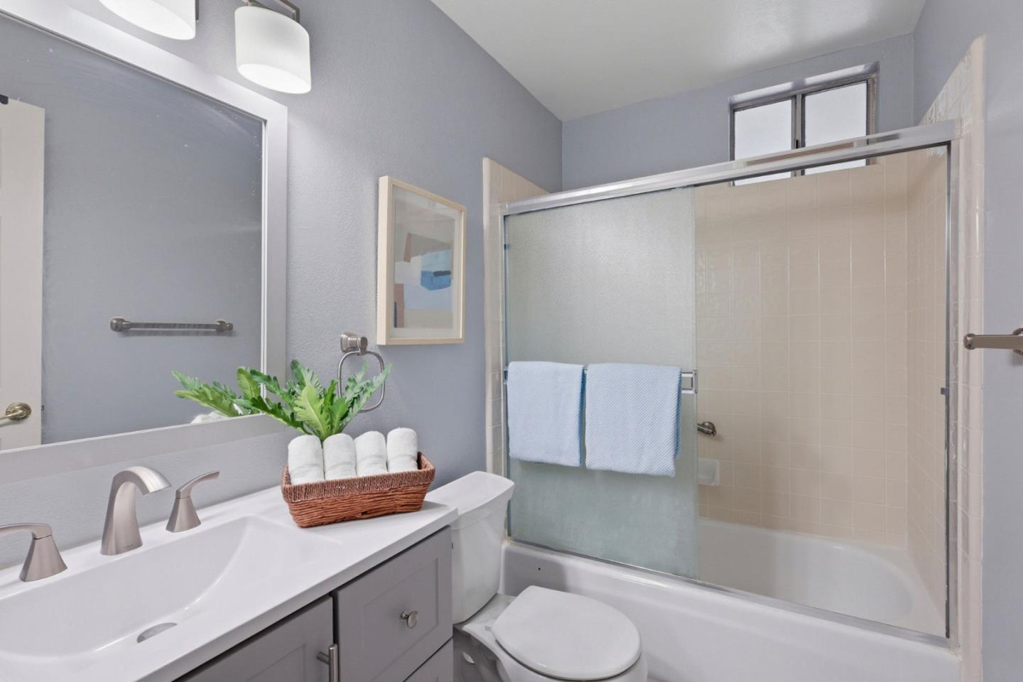 Detail Gallery Image 21 of 36 For 423 Montecito Ave, El Granada,  CA 94018 - 3 Beds | 2 Baths