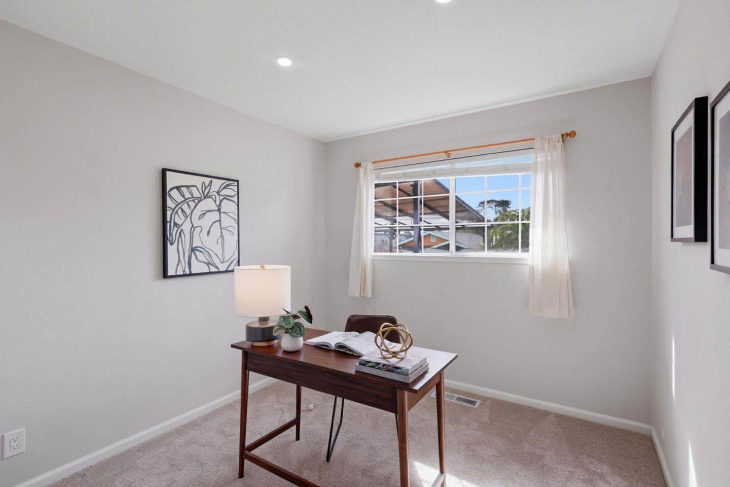 Detail Gallery Image 23 of 36 For 423 Montecito Ave, El Granada,  CA 94018 - 3 Beds | 2 Baths