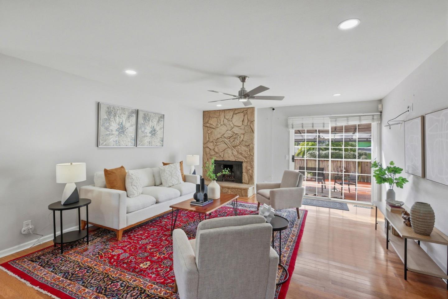 Detail Gallery Image 8 of 36 For 423 Montecito Ave, El Granada,  CA 94018 - 3 Beds | 2 Baths