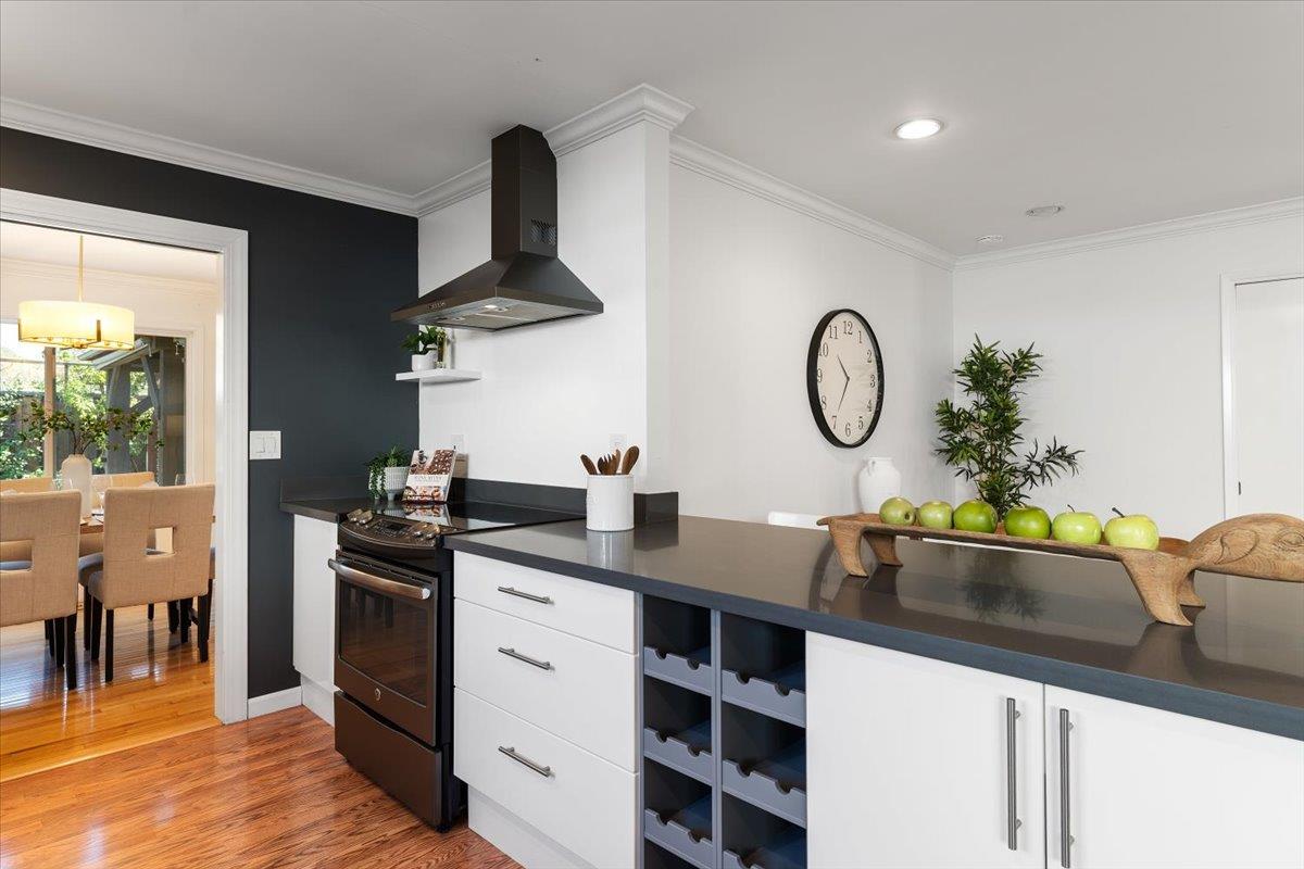 Detail Gallery Image 15 of 57 For 951 Wallace Dr, San Jose,  CA 95120 - 4 Beds | 2 Baths