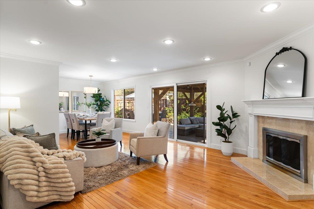 Detail Gallery Image 17 of 57 For 951 Wallace Dr, San Jose,  CA 95120 - 4 Beds | 2 Baths