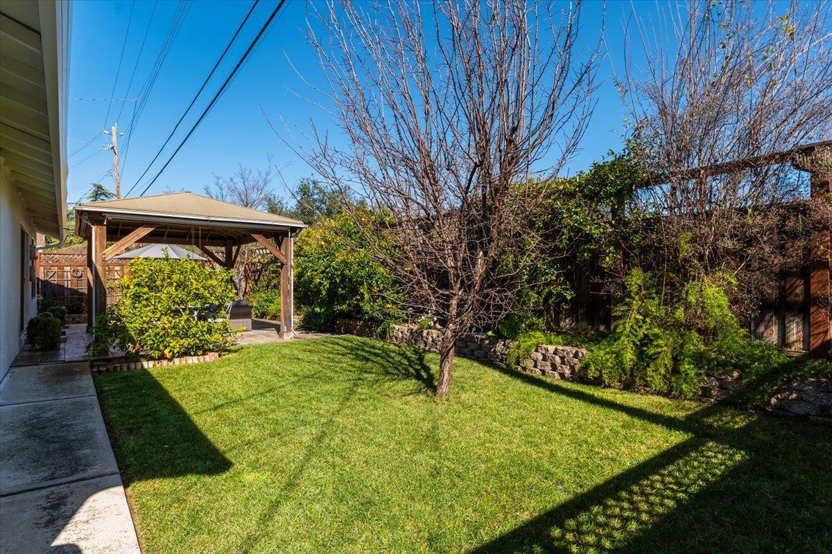 Detail Gallery Image 45 of 57 For 951 Wallace Dr, San Jose,  CA 95120 - 4 Beds | 2 Baths