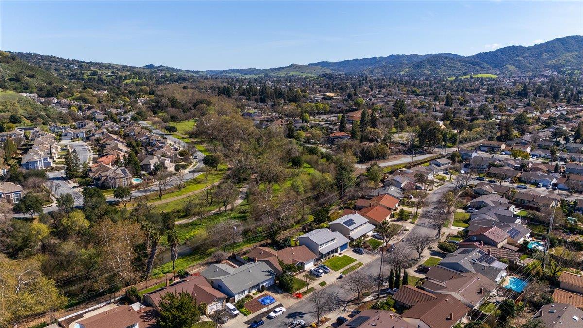 Detail Gallery Image 53 of 57 For 951 Wallace Dr, San Jose,  CA 95120 - 4 Beds | 2 Baths