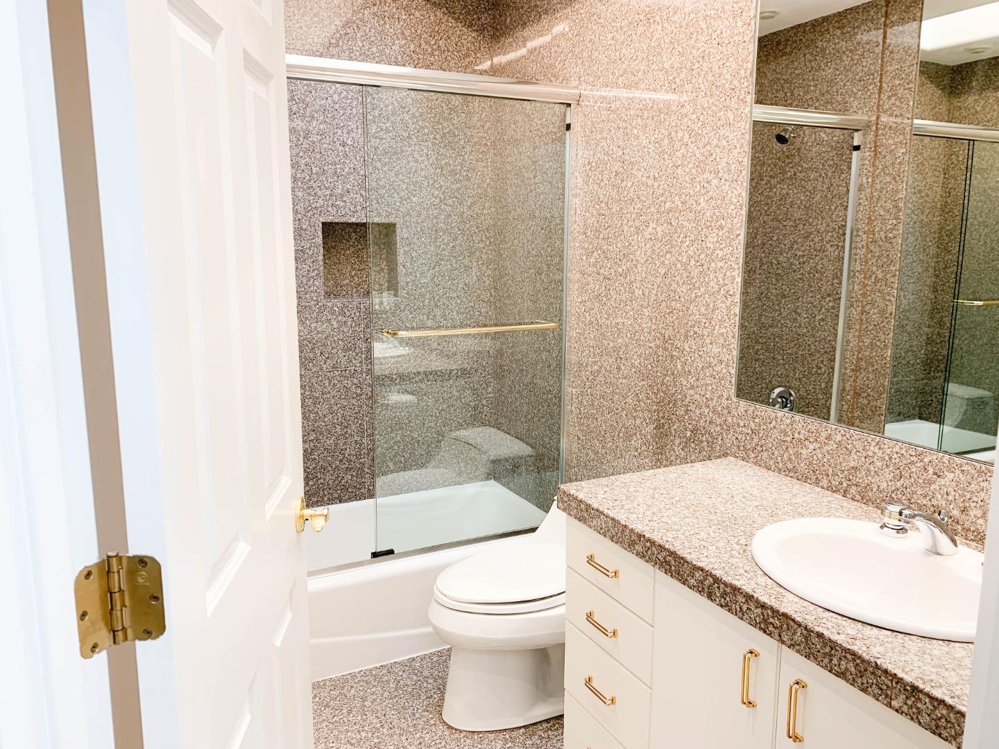 Detail Gallery Image 19 of 27 For 2360 Woodside Rd a,  Woodside,  CA 94062 - 3 Beds | 2 Baths