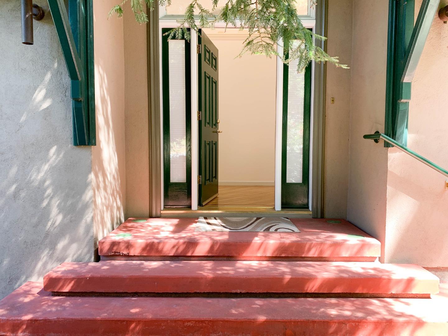 Detail Gallery Image 2 of 27 For 2360 Woodside Rd a,  Woodside,  CA 94062 - 3 Beds | 2 Baths