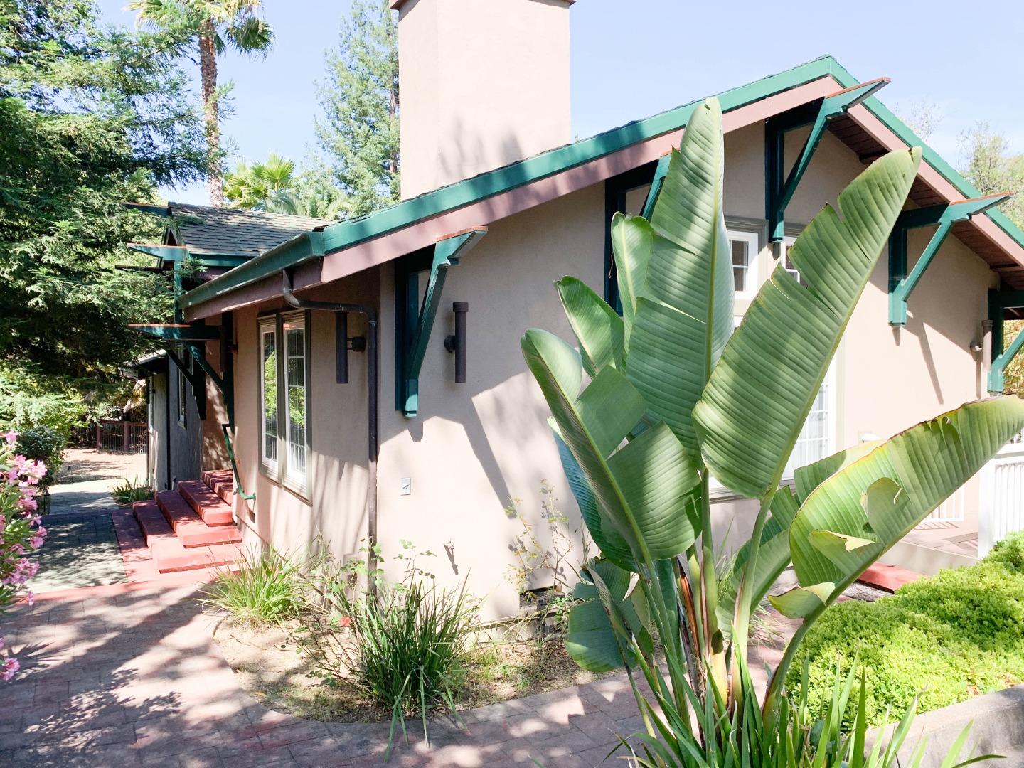 Detail Gallery Image 23 of 27 For 2360 Woodside Rd a,  Woodside,  CA 94062 - 3 Beds | 2 Baths