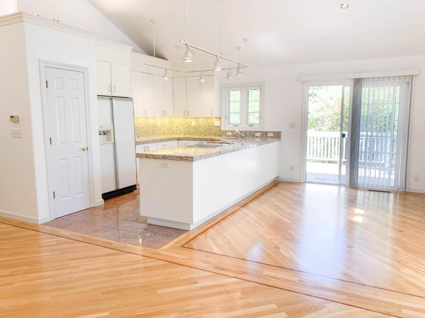 Detail Gallery Image 4 of 27 For 2360 Woodside Rd a,  Woodside,  CA 94062 - 3 Beds | 2 Baths