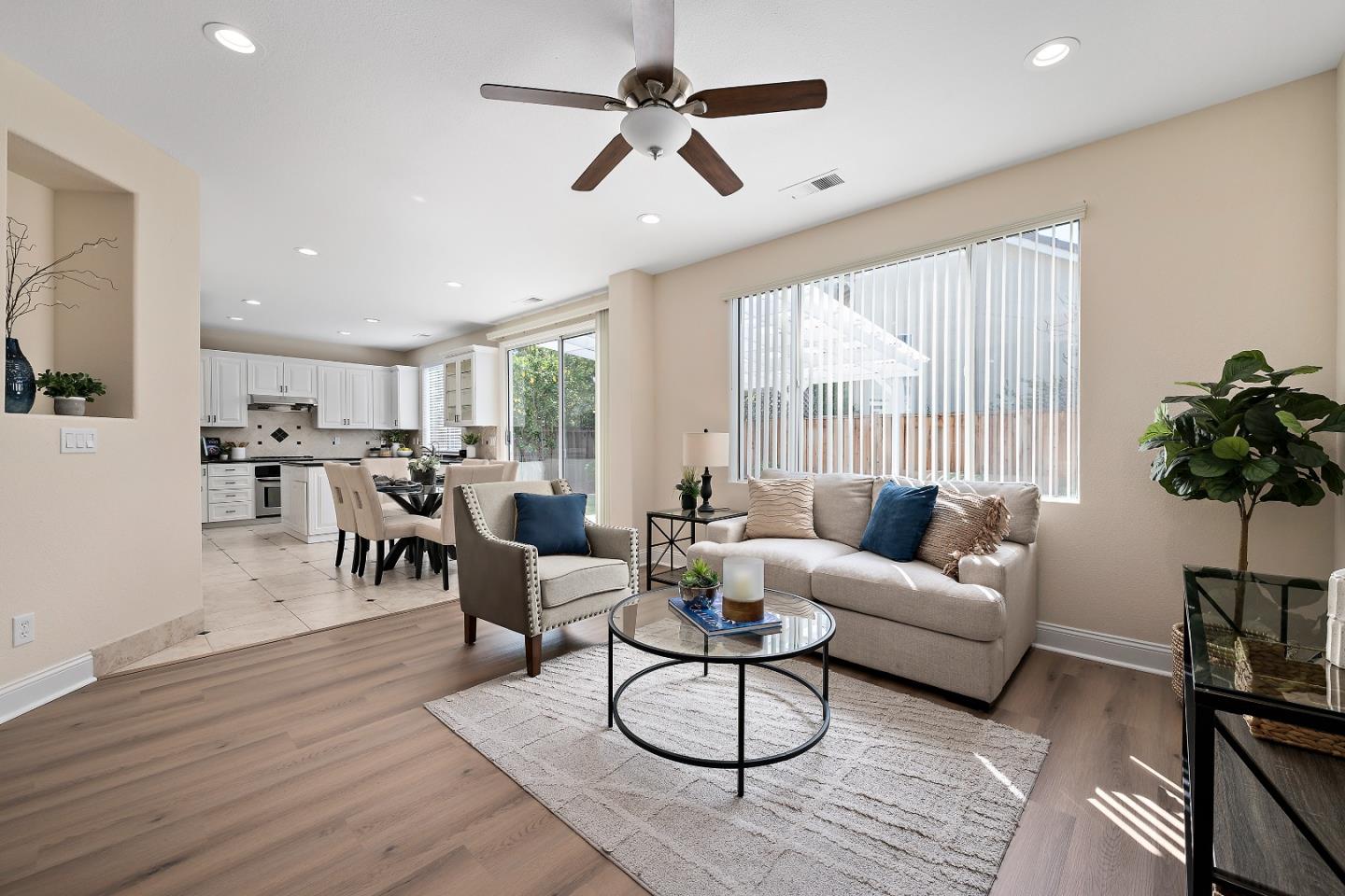 Detail Gallery Image 9 of 37 For 3267 Woodmere Dr, San Jose,  CA 95136 - 4 Beds | 3 Baths