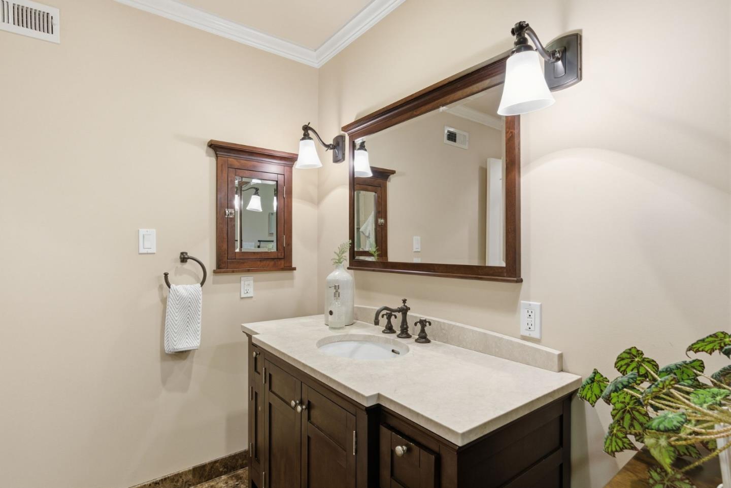 Detail Gallery Image 29 of 76 For 1971 James Pl, San Jose,  CA 95125 - 4 Beds | 3 Baths